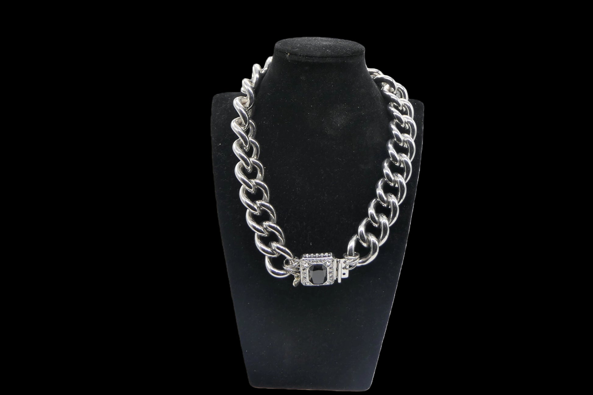 Silver Mesh Chain Pearl Flower Statement Necklace front