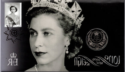 Australia Post Queen Elizabeth II — Longest Reigning Monarch 2015 PNC front