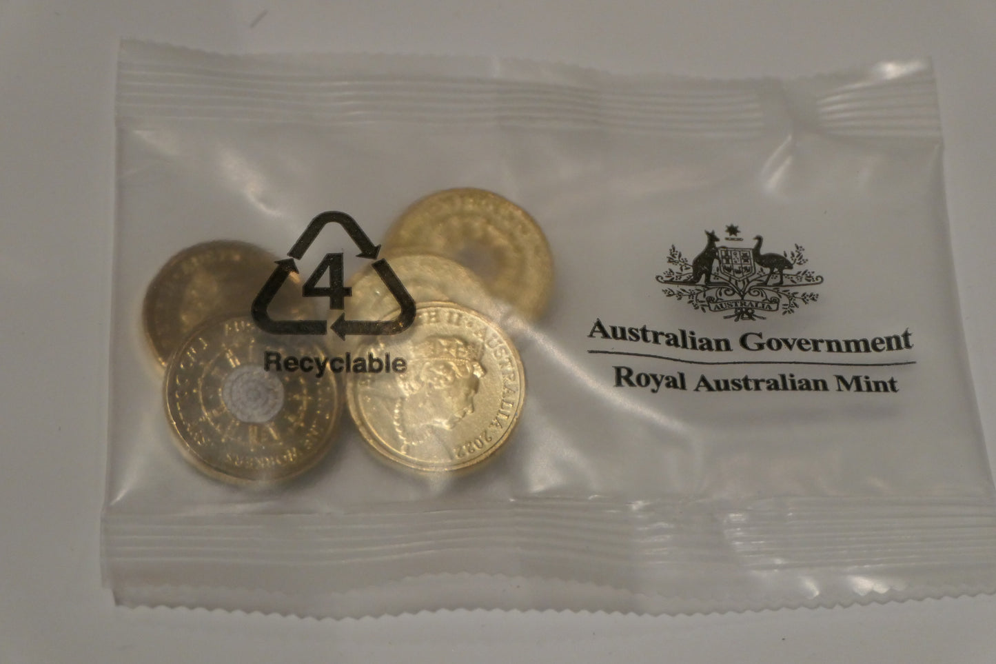 2022 Royal Australian Mint Frontline Workers $2 Coin Bag — 5 X Uncirculated Coins front