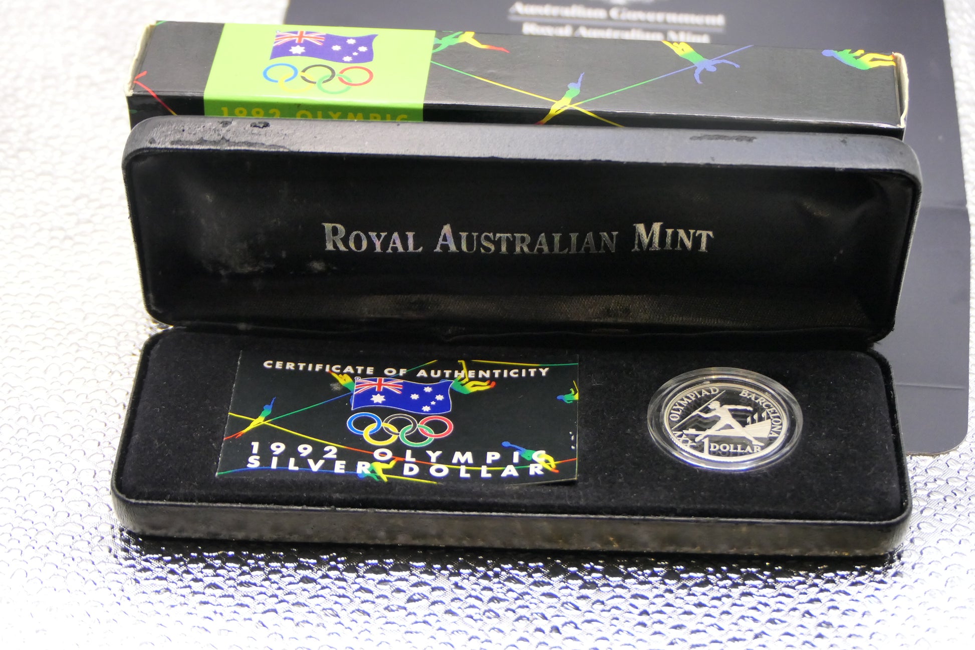 1992 Xxv Olympiad Barcelona $1 Silver Proof Coin — Royal Australian Mint — Javelin Thrower front