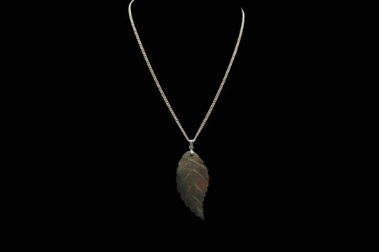 Silver Leaf Pendant Necklace front