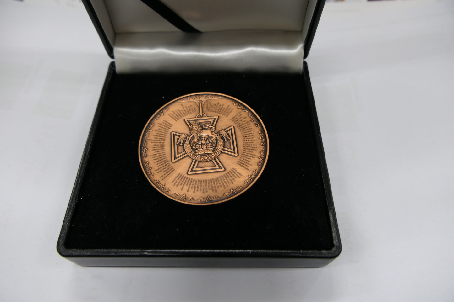 2014 $10 for Valour a History of the Victoria Cross Copper Antique Coin front