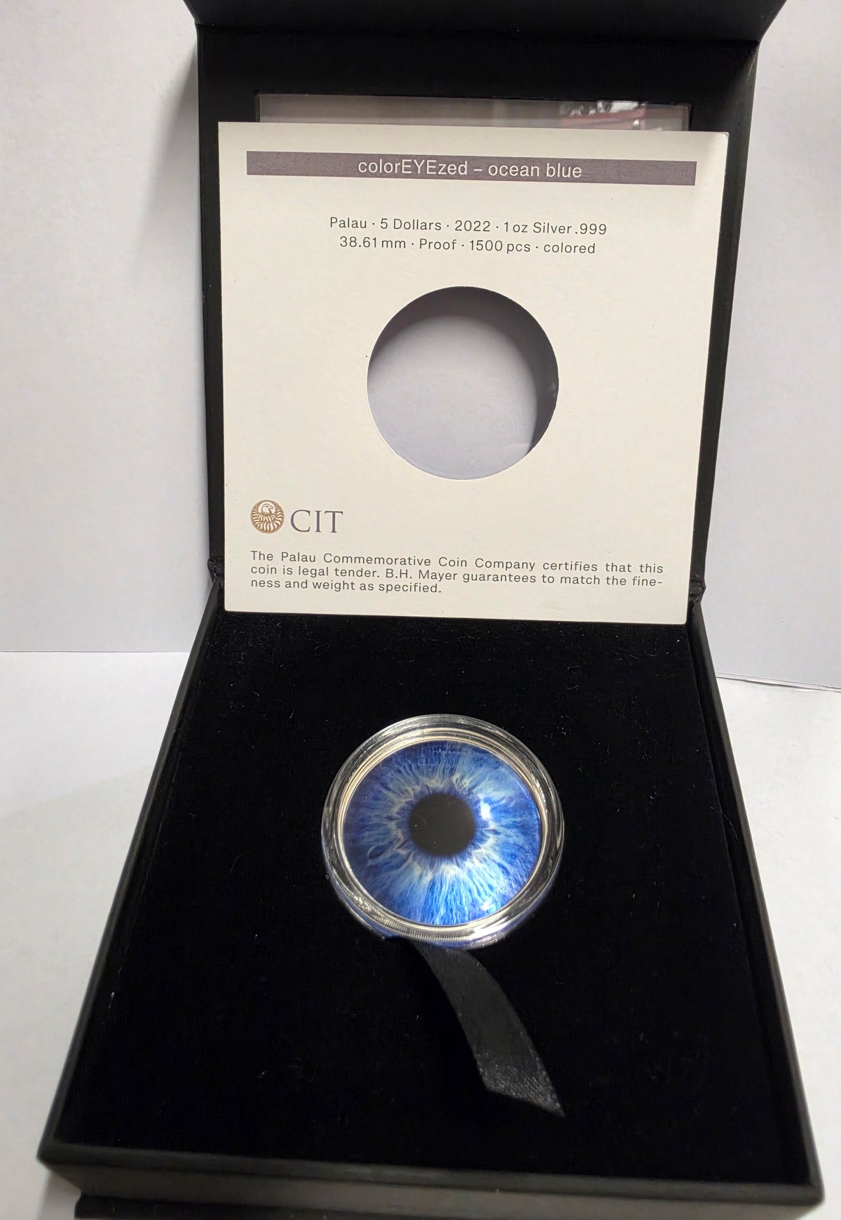 ColorEYEzed “Ocean Blue” 1oz Silver Proof Coin issued by Palau in 2022.