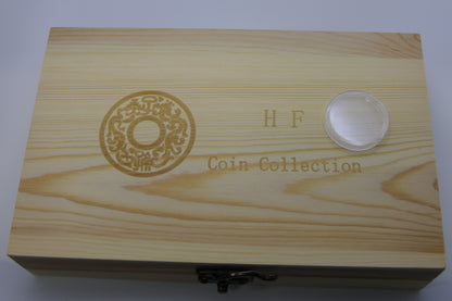 H·f Wooden Coin Collection Box with 20 Plastic Capsules reverse