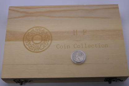 H·f Wooden Coin Collection Box with 30 Capsules & Display Tray reverse