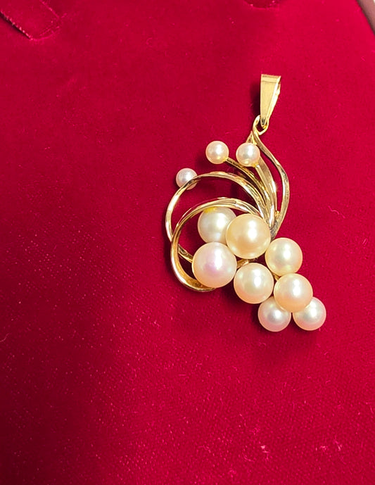 14 ct Vintage Mikimoto Swirl pendant with cultured pearls with 18 ct loop
