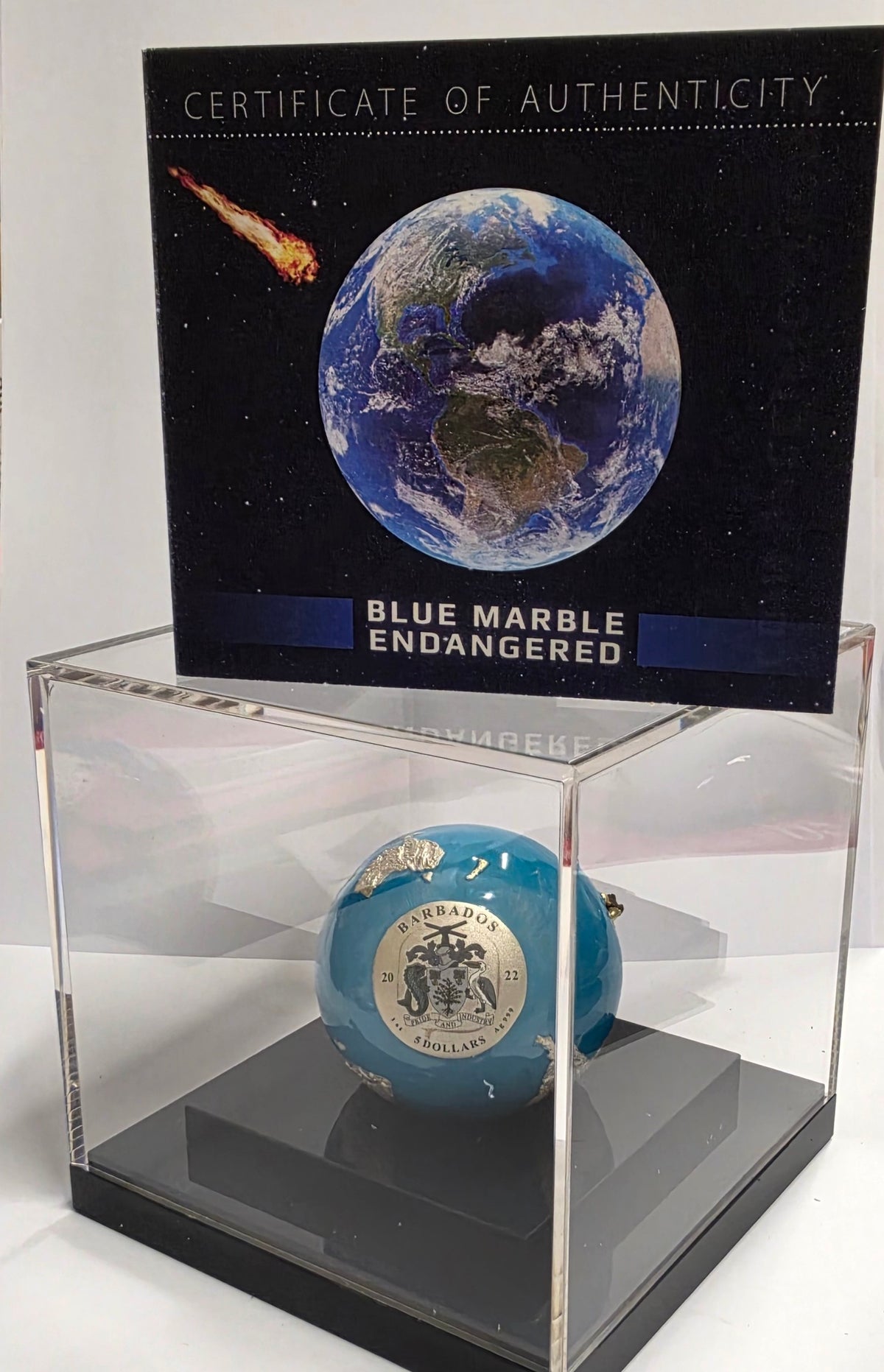 2022  Barbados, Blue Marble Endangered, Five Dollars,